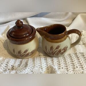 Vintage Country Wheat Pottery Ceramic Sugar Bowl & Creamer Set Brown & Tan